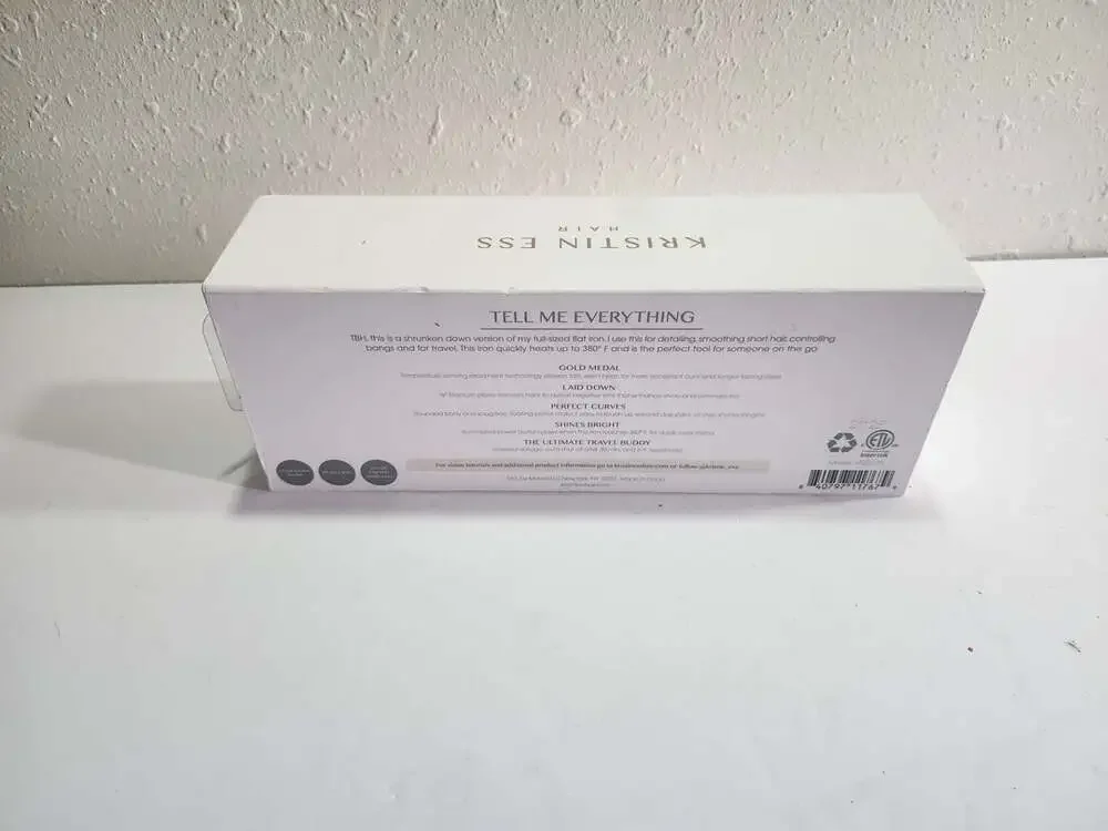 Kristin Ess Defining + Detailing Mini Flat Iron